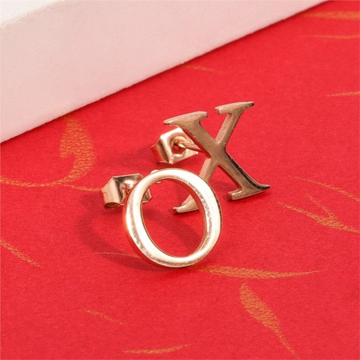 stainless stud earrings